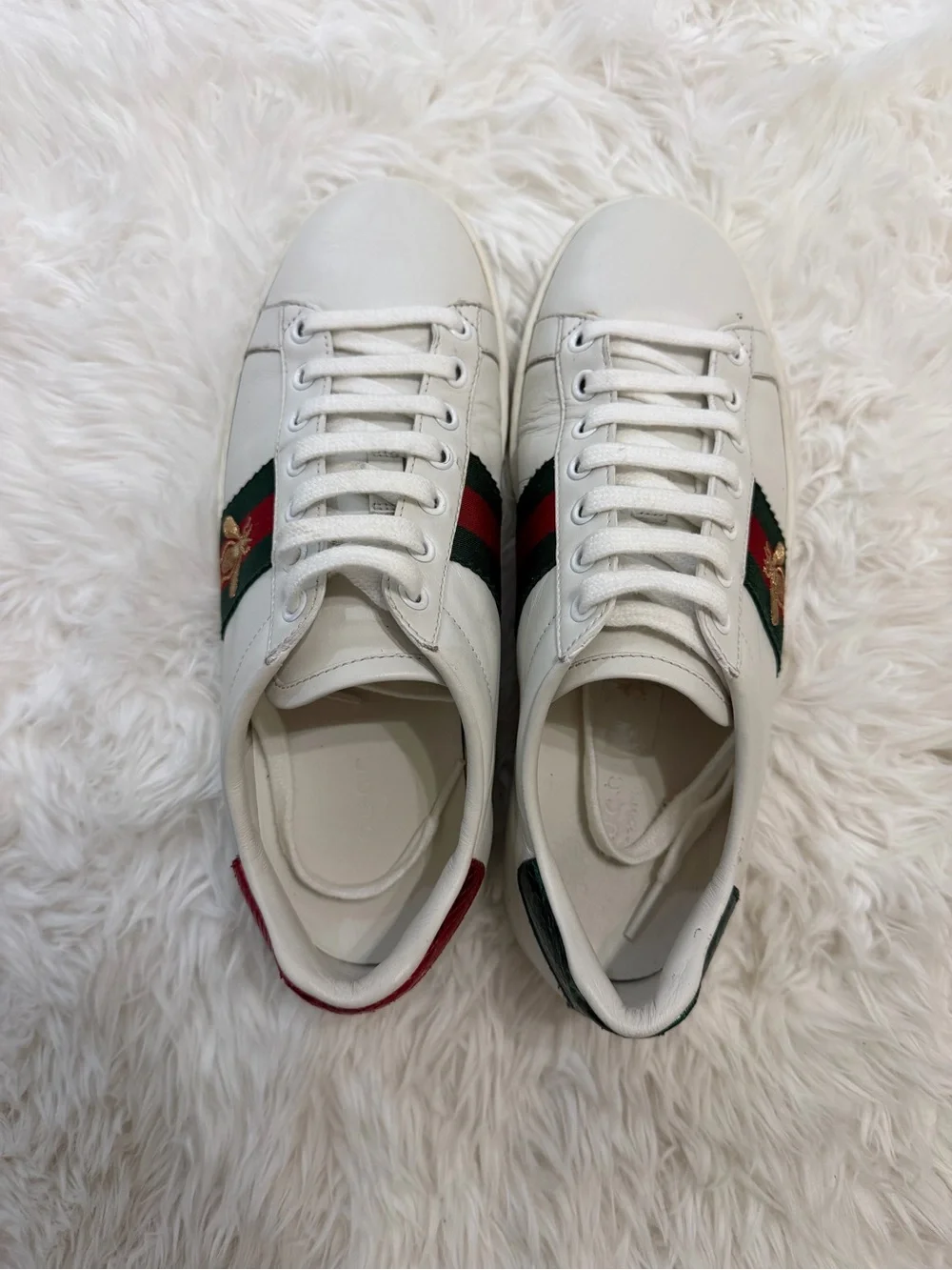 Gucci White Leather Sneakers with Red & Green Stripe and Gold Bee Size 37 US 7